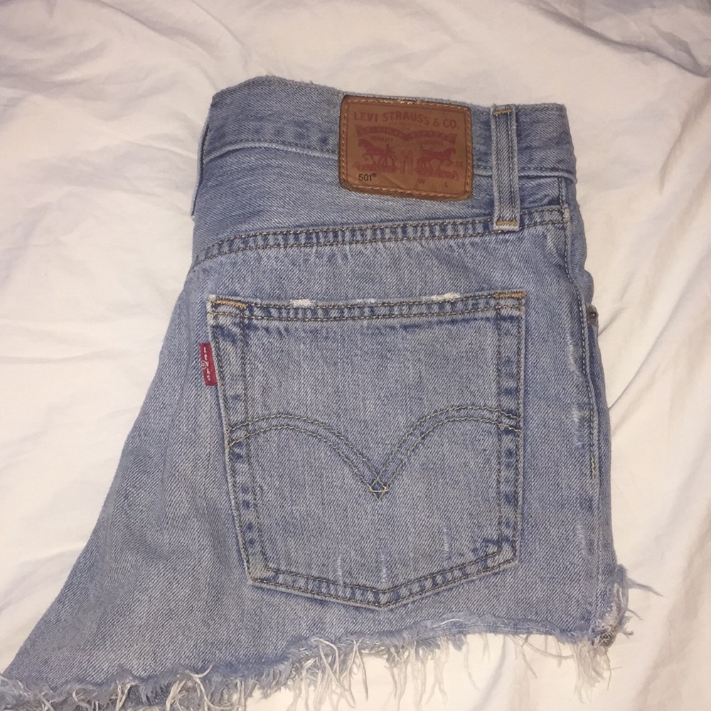 Levi’s Shorts women